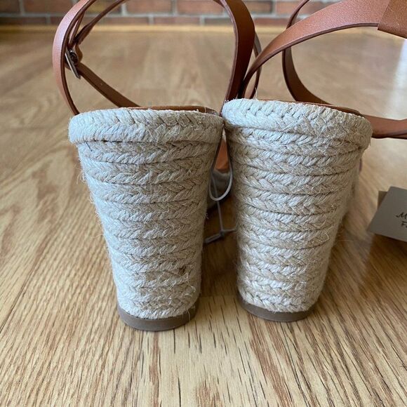 A New Day Tina Wedge Heel Sandal - Picture 4 of 9